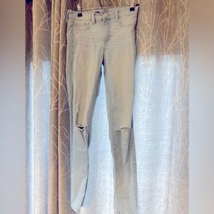 Gap jeans size 27T